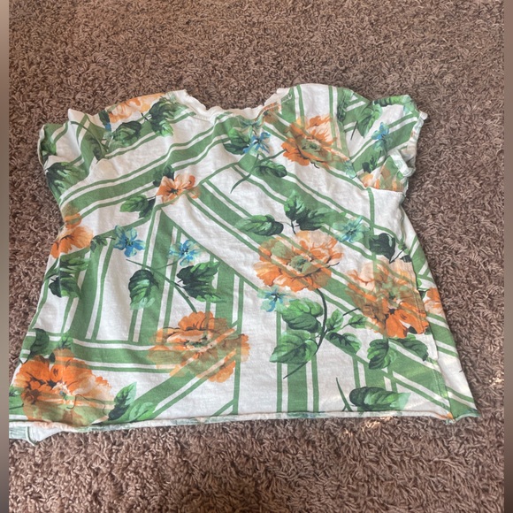 Maeve by Anthropologie cropped tee in size XS‎ - Picture 2 of 5